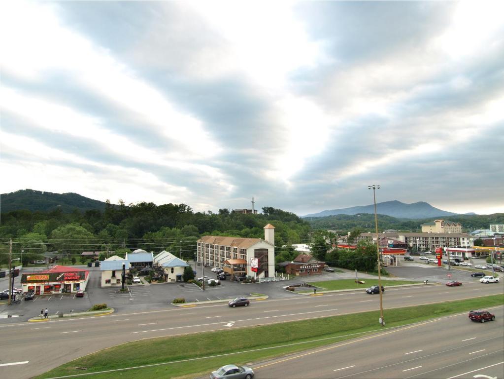 Royal Inn Pigeon Forge Room photo